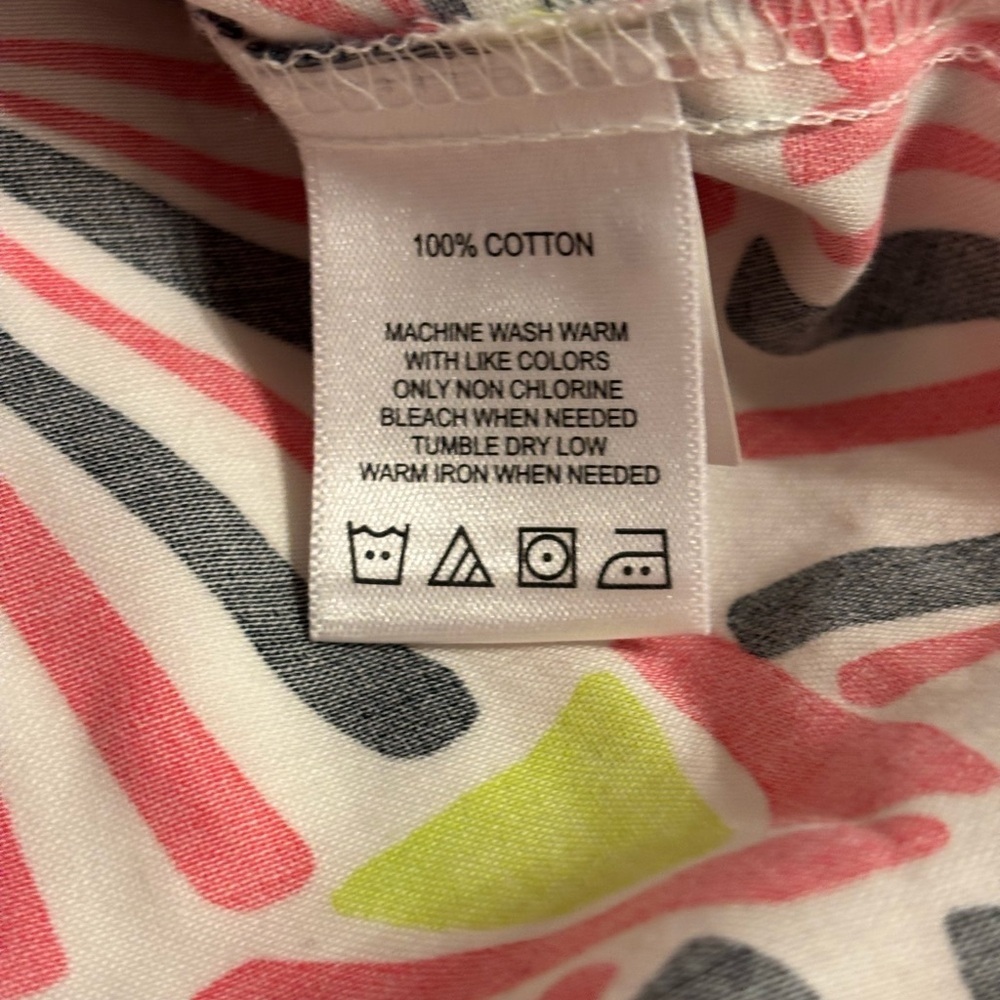 Foxcroft Pink and Black Geometric Button Down Shirt - Picture 3 of 8